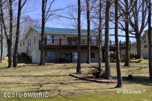 23833 Lake Dr, Sears, MI 49679 photo 5