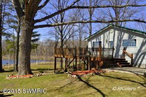 23833 Lake Dr, Sears, MI 49679 photo 3