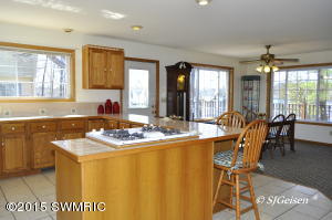 23833 Lake Dr, Sears, MI 49679 photo 10