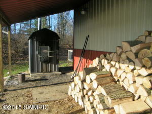 5984 E Harrison Rd, White Cloud, MI 49349 photo 18