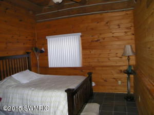 5984 E Harrison Rd, White Cloud, MI 49349 photo 10