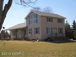 241 W Adams Rd, Bronson, MI 49028 photo 1