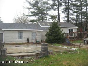 2250 18 Mile Rd NE, Cedar Springs, MI 49319 photo 1