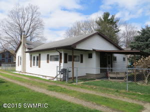 522 Eleventh St, Three Rivers, MI 49093 photo 4