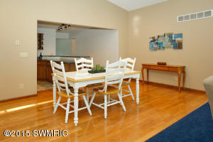 251 E Thomas, Parchment, MI 49004 photo 8