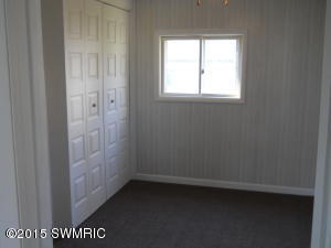 814 N York St, Belding, MI 48809 photo 7