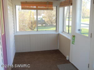 814 N York St, Belding, MI 48809 photo 3