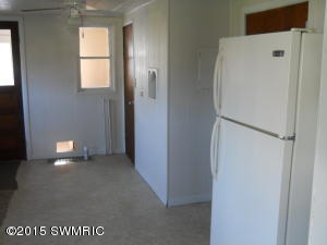 814 N York St, Belding, MI 48809 photo 6