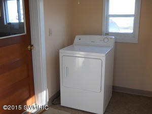 814 N York St, Belding, MI 48809 photo 14