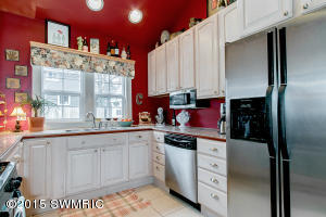 212 Forest St, Marshall, MI 49068 photo 12