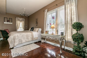 212 Forest St, Marshall, MI 49068 photo 18