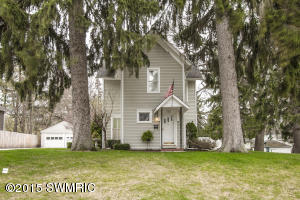 212 Forest St, Marshall, MI 49068 photo 1