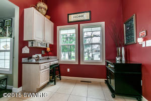 212 Forest St, Marshall, MI 49068 photo 14