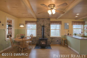 1758 E 88th St, Newaygo, MI 49337 photo 17