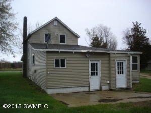 676 62nd St, Pullman, MI 49450 photo 2