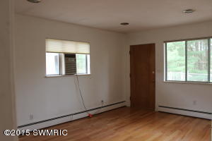 117 Pinecrest Rd, Whitehall, MI 49461 photo 22