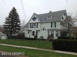 72 E Fourth St, Shelby, MI 49455 photo 2