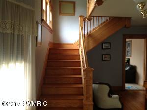 72 E Fourth St, Shelby, MI 49455 photo 5