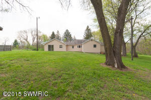 56950 Point Rd, Cassopolis, MI 49031 photo 15