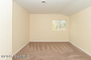 56950 Point Rd, Cassopolis, MI 49031 photo 9