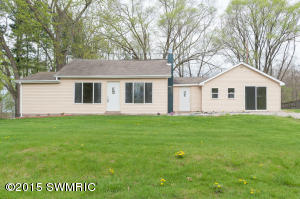 56950 Point Rd, Cassopolis, MI 49031 photo 1