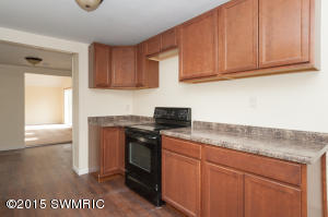56950 Point Rd, Cassopolis, MI 49031 photo 7