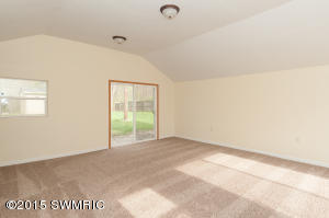 56950 Point Rd, Cassopolis, MI 49031 photo 4