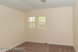 56950 Point Rd, Cassopolis, MI 49031 photo 8