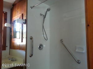 594 W Newaygo Dr, White Cloud, MI 49349 photo 11