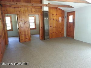 594 W Newaygo Dr, White Cloud, MI 49349 photo 9