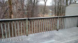 17952 River Bluff Dr, Big Rapids, MI 49307 photo 8