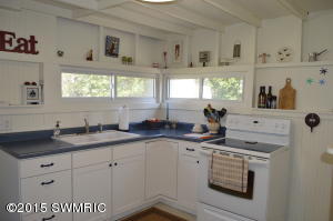 20519 Cara Ave, Cassopolis, MI 49031 photo 4