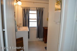 20519 Cara Ave, Cassopolis, MI 49031 photo 12