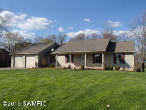 150 Maple Circle Dr, Climax, MI 49034 photo 1