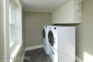 314 E Wheeler St, Three Rivers, MI 49093 photo 11