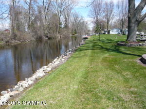 680 Lighthouse Dr, Coldwater, MI 49036 photo 4