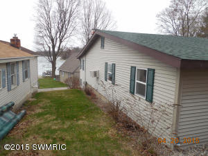 706 Lakeside Dr, Stanton, MI 48888 photo 13