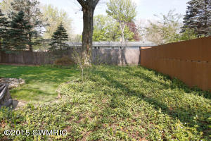 112 West St, Plainwell, MI 49080 photo 19