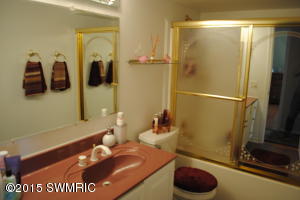 7427 Windgate Dr, Jenison, MI 49428 photo 14