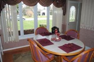 7427 Windgate Dr, Jenison, MI 49428 photo 5
