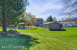 469 Adapointe Dr SE, Ada, MI 49301 photo 30