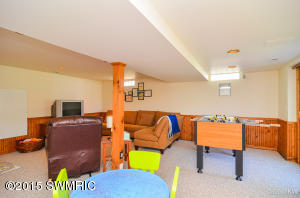 469 Adapointe Dr SE, Ada, MI 49301 photo 21