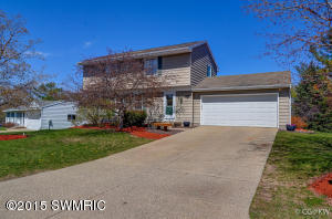 469 Adapointe Dr SE, Ada, MI 49301 photo 45
