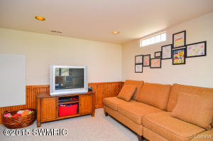 469 Adapointe Dr SE, Ada, MI 49301 photo 18