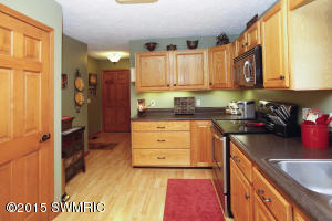 1167 N Apple Ct, Plainwell, MI 49080 photo 7