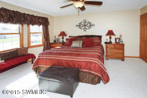 1167 N Apple Ct, Plainwell, MI 49080 photo 11