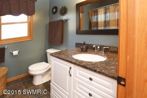 1167 N Apple Ct, Plainwell, MI 49080 photo 18