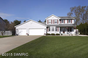 1167 N Apple Ct, Plainwell, MI 49080 photo 2