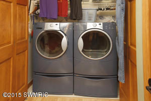 1167 N Apple Ct, Plainwell, MI 49080 photo 13