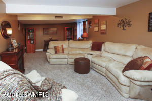 1167 N Apple Ct, Plainwell, MI 49080 photo 19